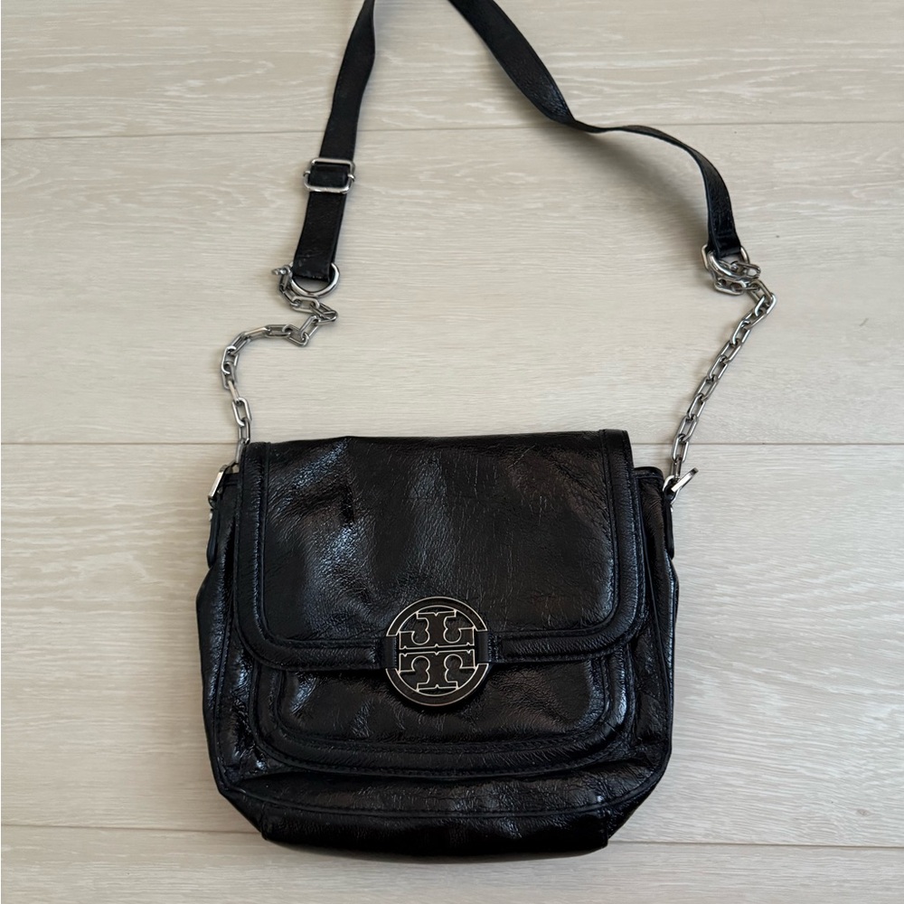 Tory Burch Black Leather Crossbody Bag with Chain Strap